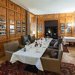 فندق The Alpina Mountain 3*